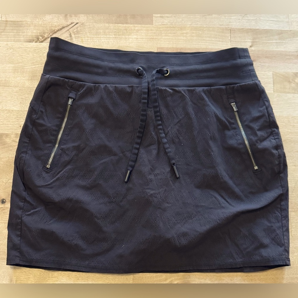 Athleta textured Brooklyn skort